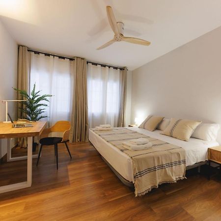 Bravissimo Figuerola, Spacious 3-Bedroom Apartment Girona Exteriör bild