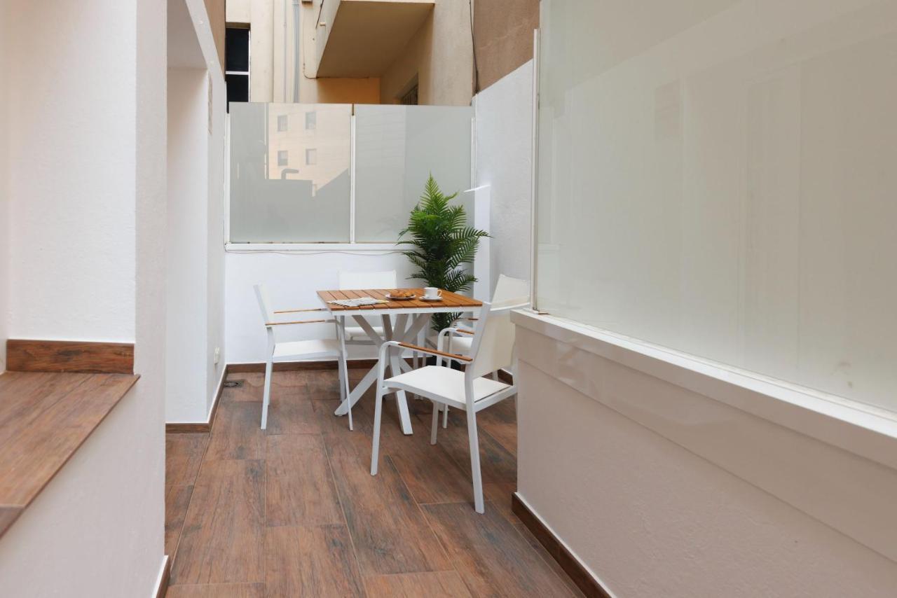 Bravissimo Figuerola, Spacious 3-Bedroom Apartment Girona Exteriör bild