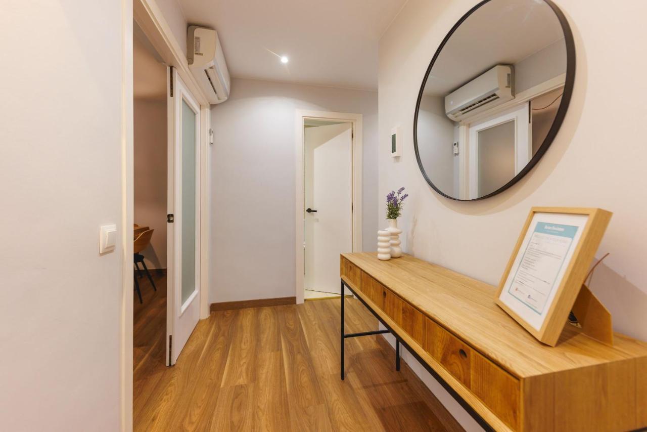 Bravissimo Figuerola, Spacious 3-Bedroom Apartment Girona Exteriör bild