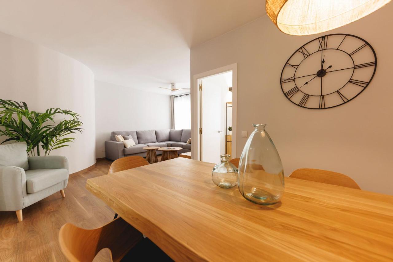 Bravissimo Figuerola, Spacious 3-Bedroom Apartment Girona Exteriör bild